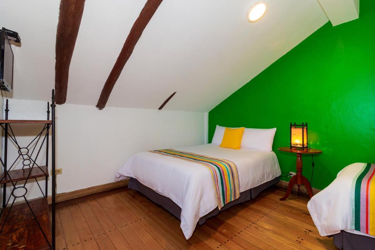 Hotel Posada Del Rey Cuenca Exteriör bild